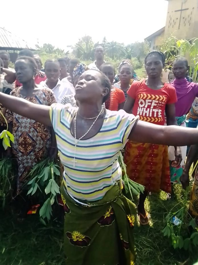 Protest rocks Okuama over the reported death of Community’s President General in Military detention