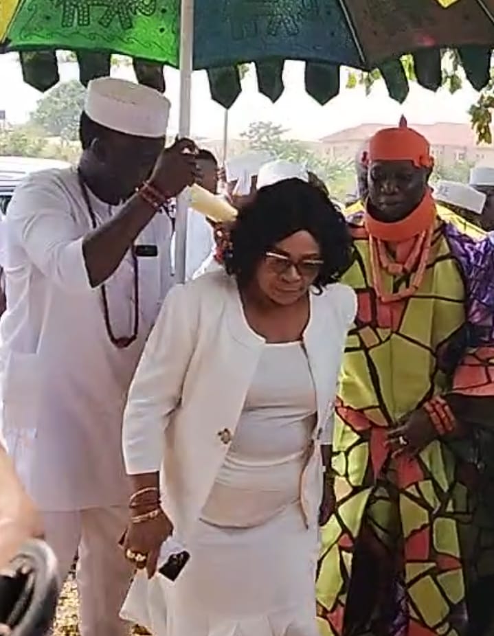 Asagba of Asaba vindicates Media Reports over low enrolment at FCE (Technical) Asaba